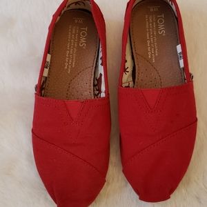 Red Toms